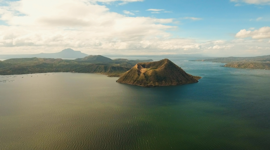 Sopka Taal a jezero Tagaytay