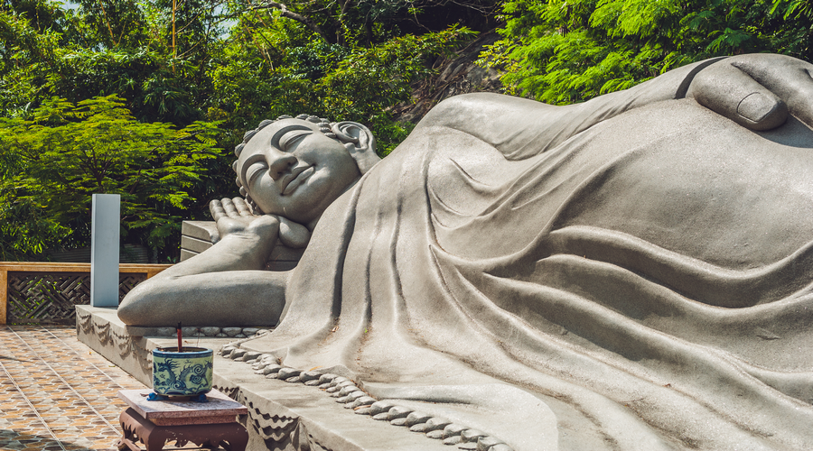 Pagoda Long Son & Bílý Buddha