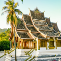 luxusni dovolena laos wat xieng thong