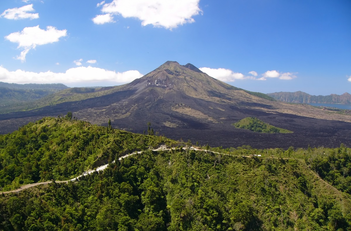 Sopka Kintimani